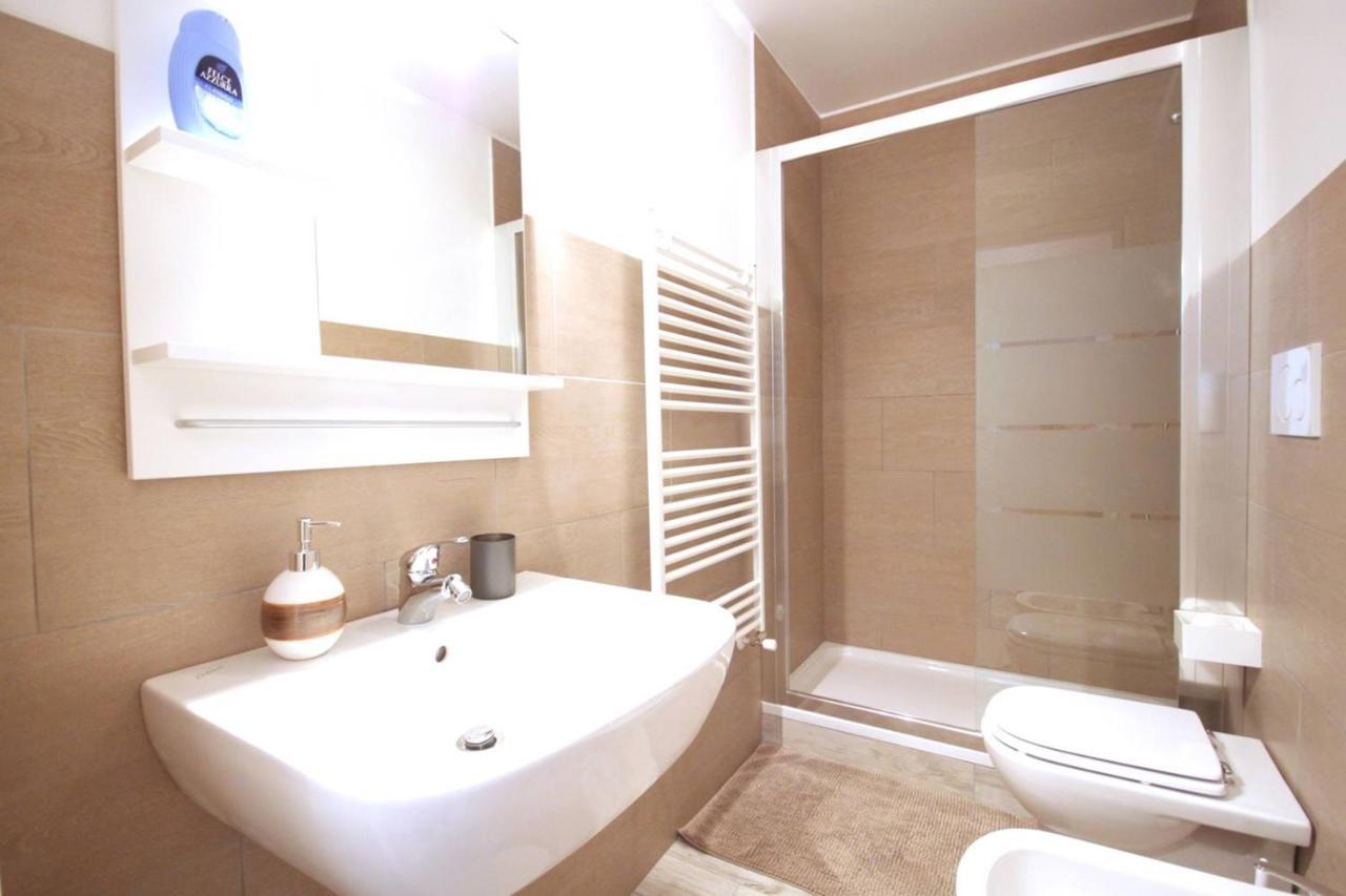 Ferrante Apartment Милано Екстериор снимка
